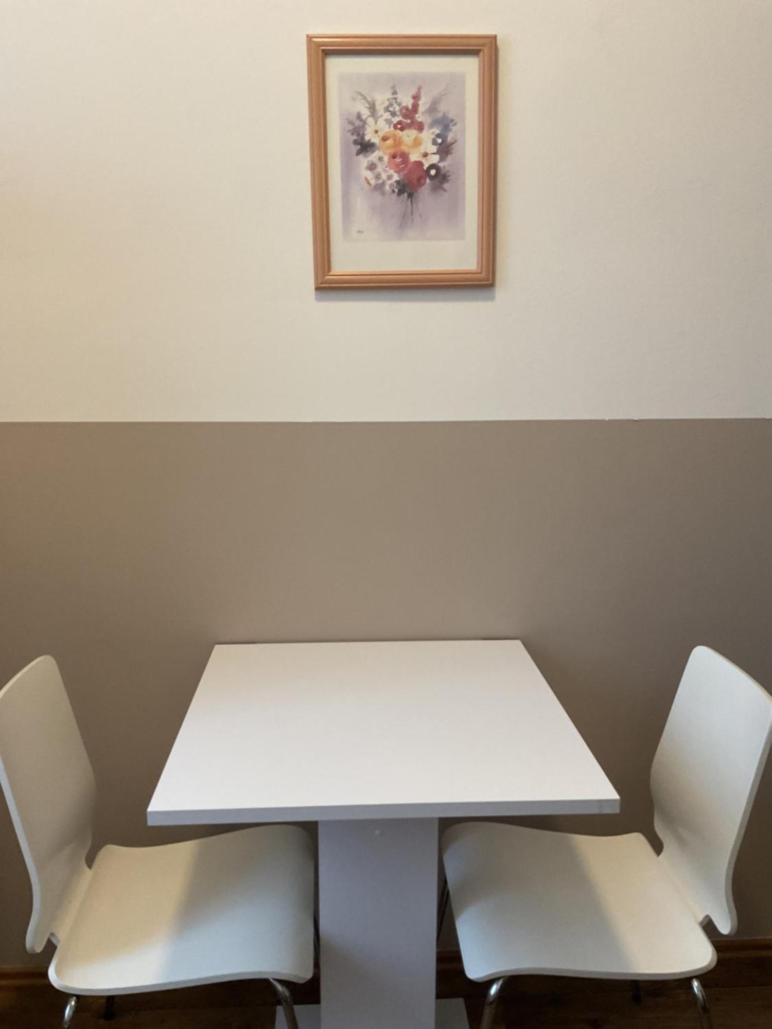 Hostel Pension&hostel Anna - Monteurzimmer München
