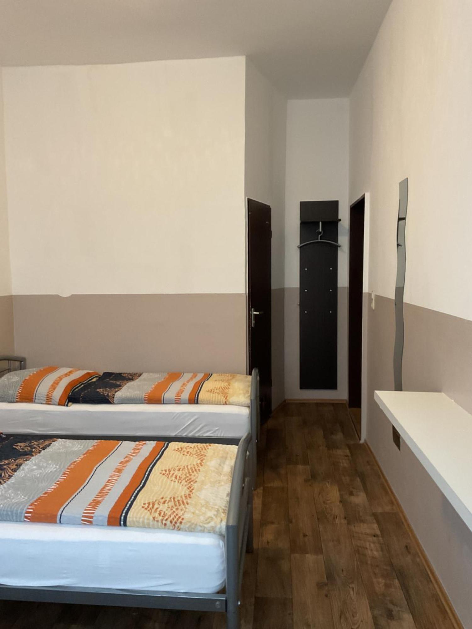 Pension&hostel Anna - Monteurzimmer Hostel München