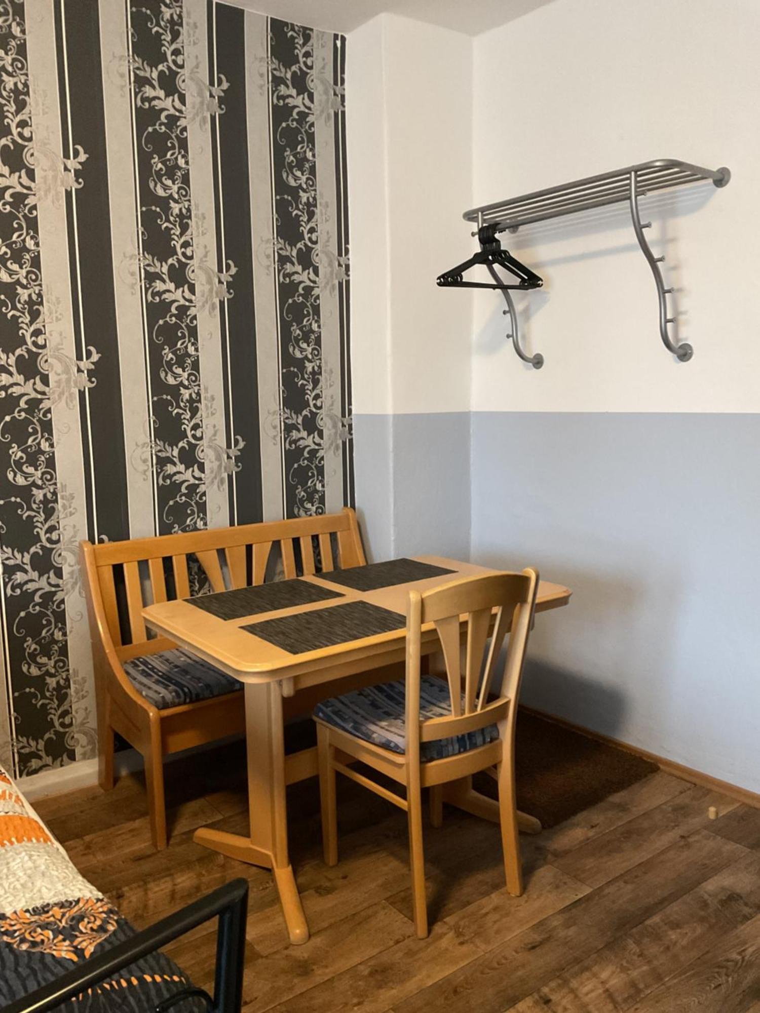Pension&hostel Anna - Monteurzimmer Hostel München