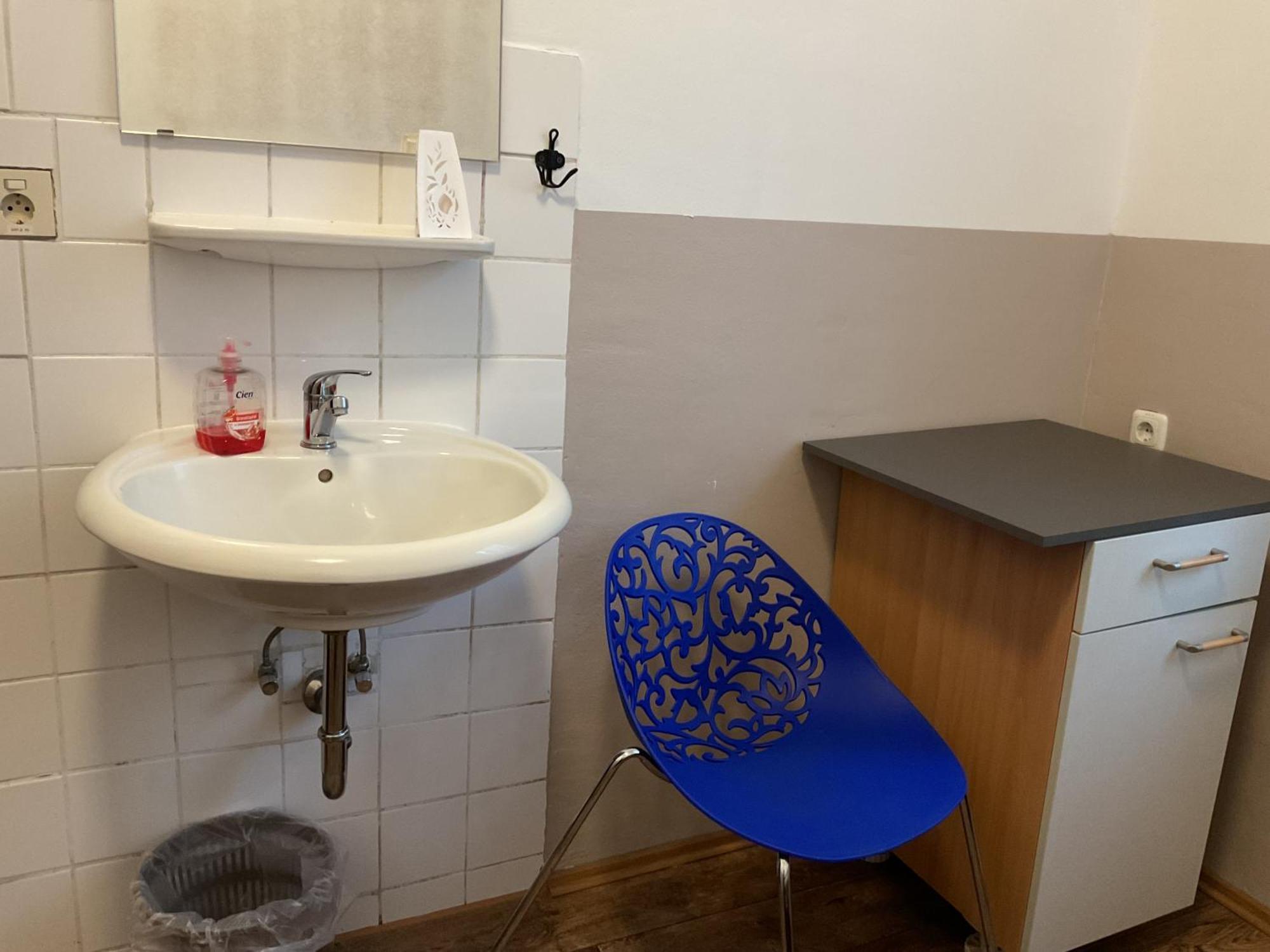 Pension&hostel Anna - Monteurzimmer Hostel München