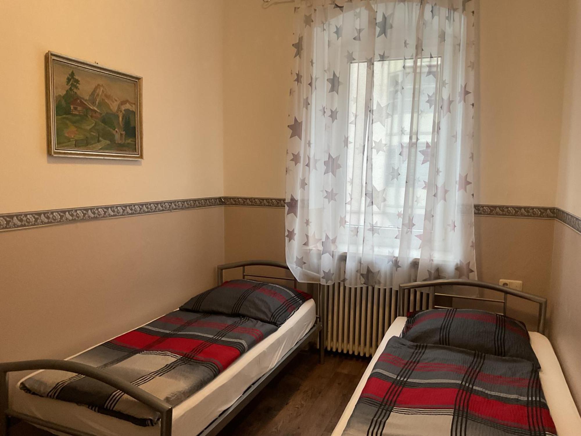Anna - Monteurzimmer Ostello Monaco di Baviera
